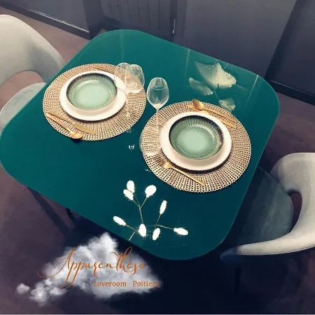 Apparenthese Jacuzzi Sauna 아파트