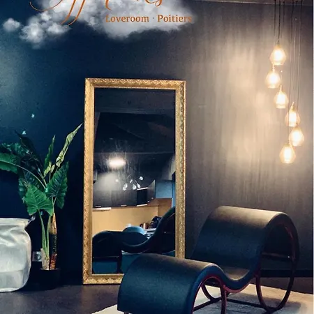 아파트 Apparenthese Jacuzzi Sauna *